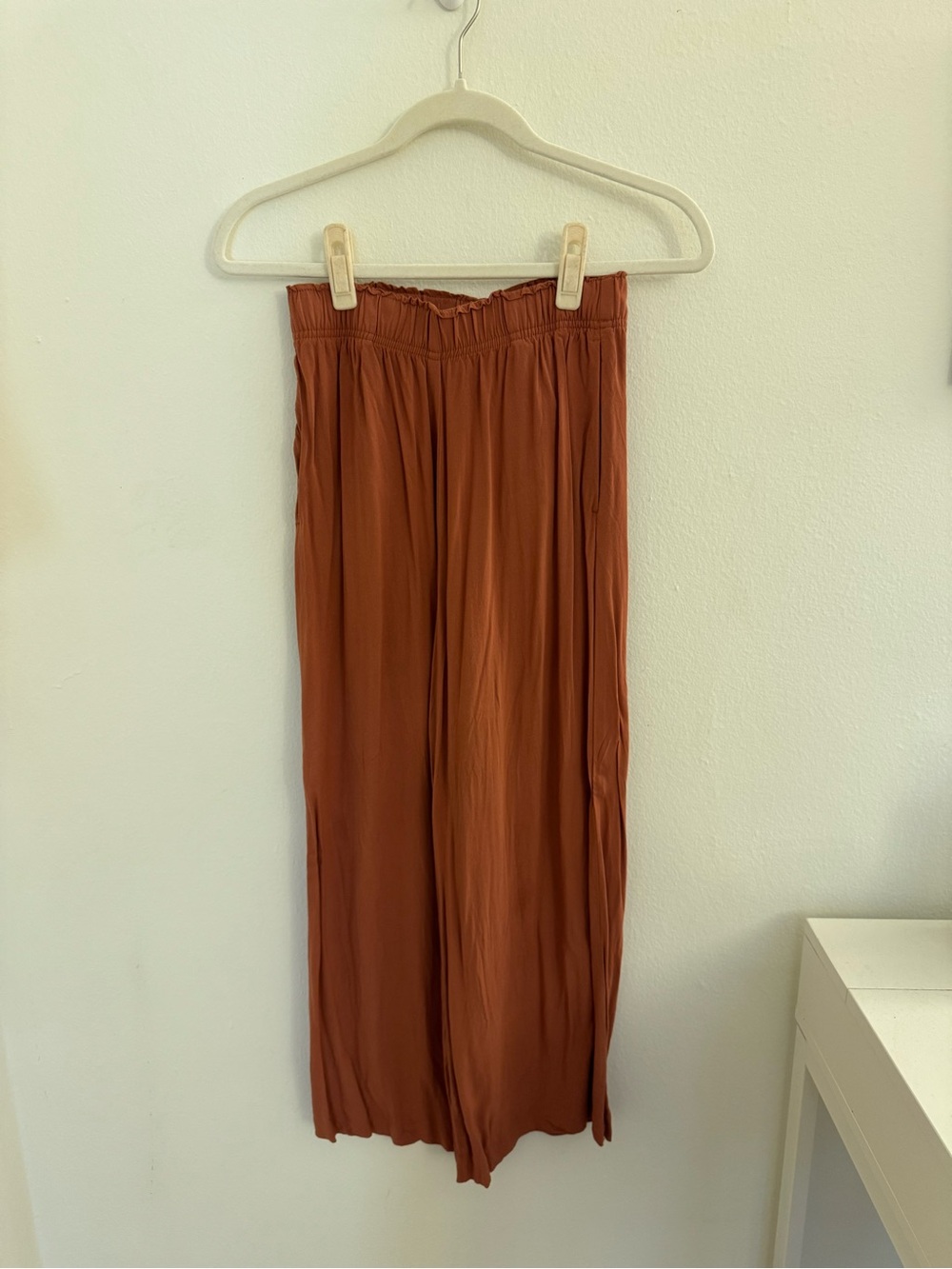 H&M Women's Rust Elastic-Waist Maxi Skirt